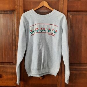 Vintage 1991 Holland Michigan tulips 3D spellout graphic gray raglan crewneck